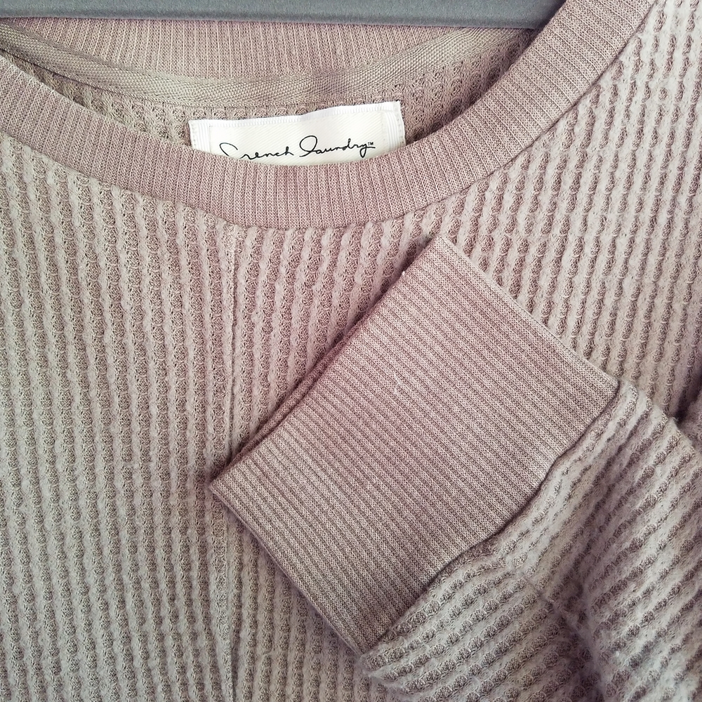 ESSENTIAL Lightweight Beach Sweater Coastal Beige Blouse Waffle Texture